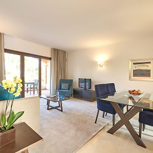 One-Bedroom Apartment Resort View